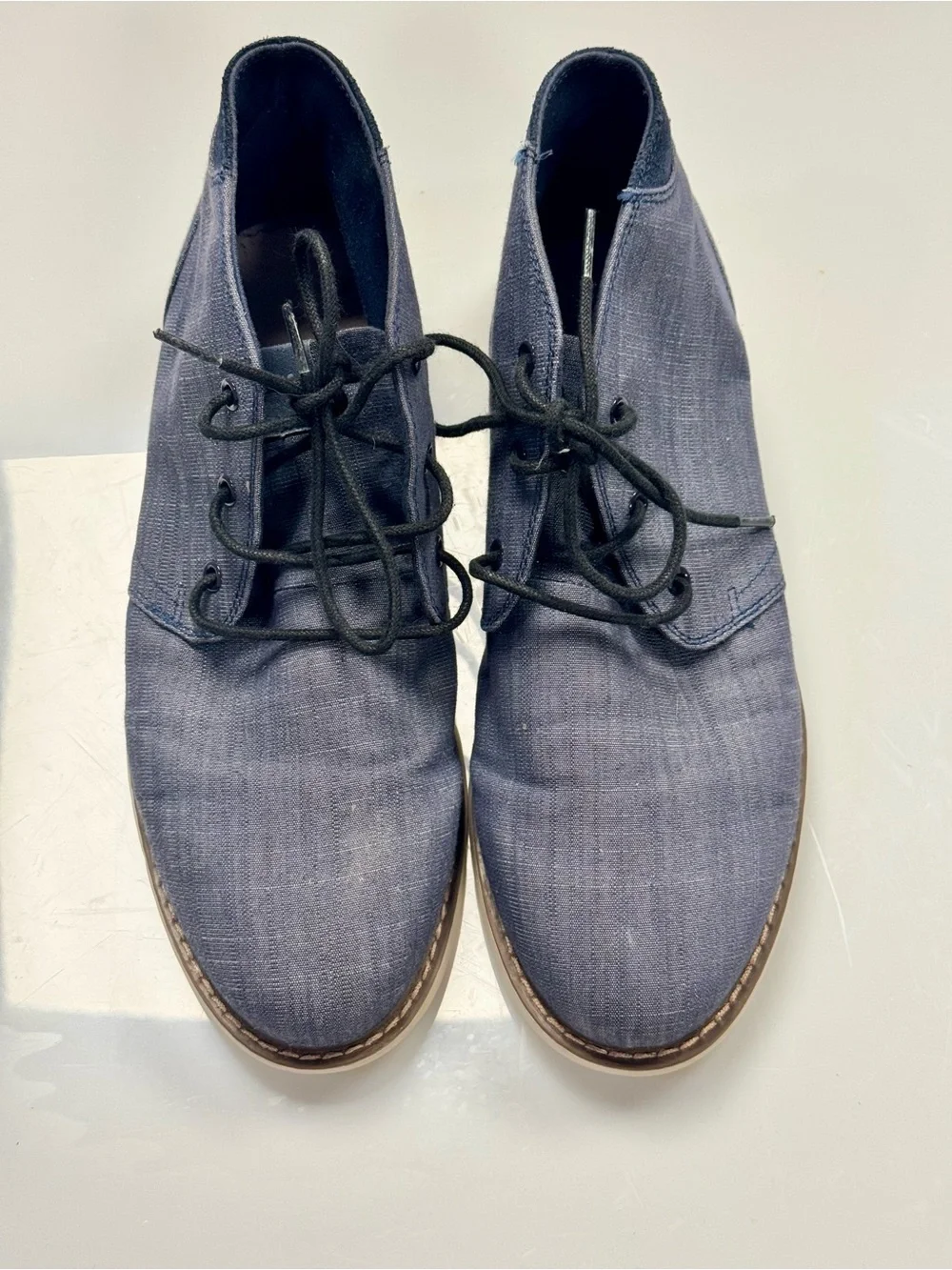 TOMS Men's Blue Chambray Chukka Shoes Lace Up Casual Size 10.5 EU 43.5